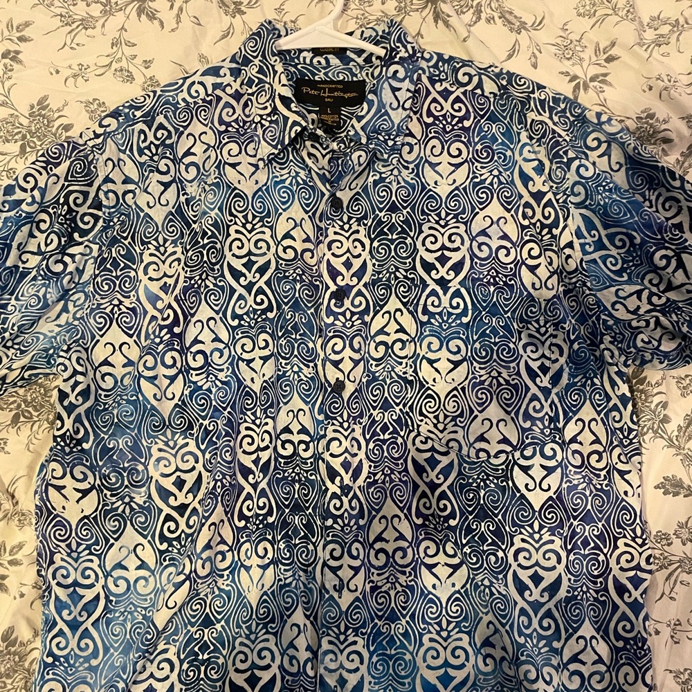Pete Huntington Bali Mens button down navy and white Hawaiian shirt size large